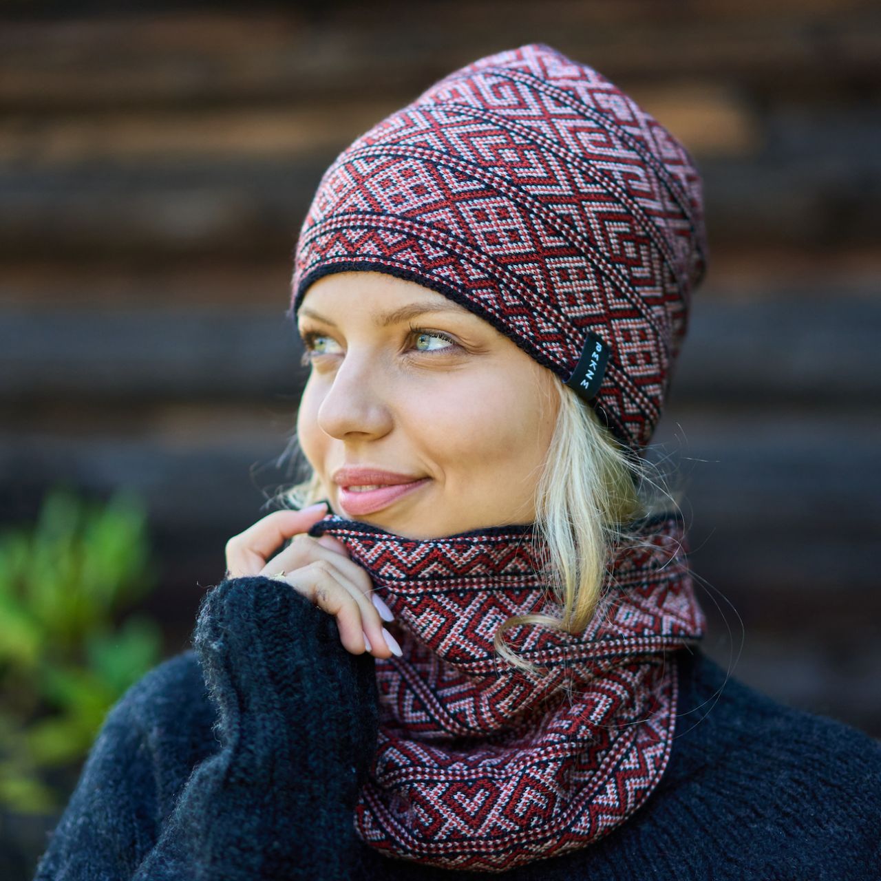 Nákrčník Strážov veľ. UNI