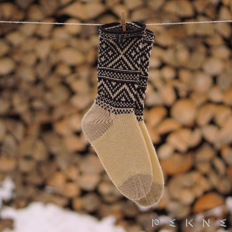 Ponožky Strážov veľ. 46-47 - Vlnené ponožky originálneho čičmanského ornamentu z kopíc